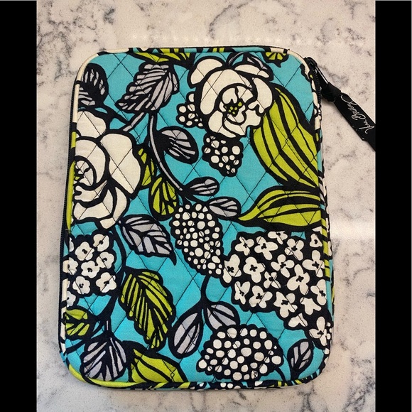 Vera Bradley Island Blooms Mini IPad Tablet E-Reader Quilted Case - Picture 3 of 8